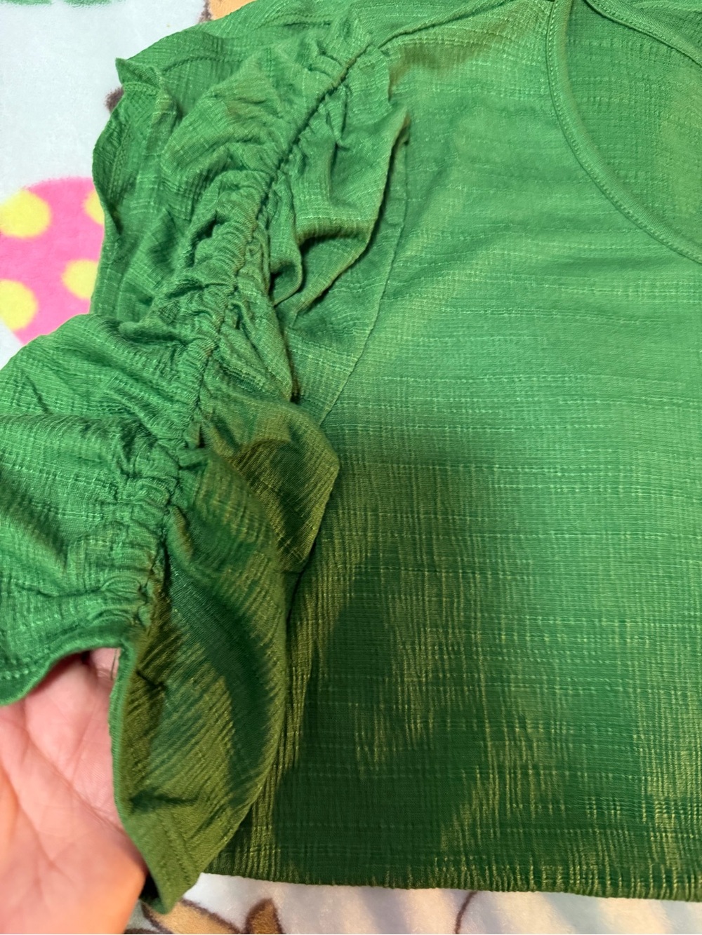 Max Studio Bright Green Ruched Sleeve Scoop Neck Tunic - Picture 4 of 4